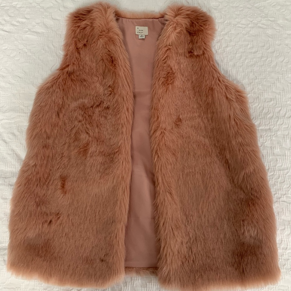Faux Fur Pink Vest